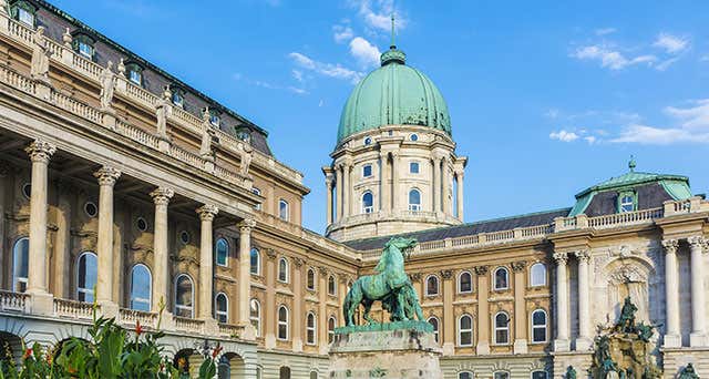 Hungarian National Gallery in Budapest - Opening hours & tickets